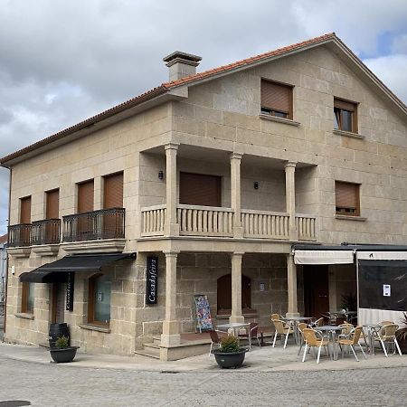 Apartamento A Casa Da Feira Pontevedra Luaran gambar